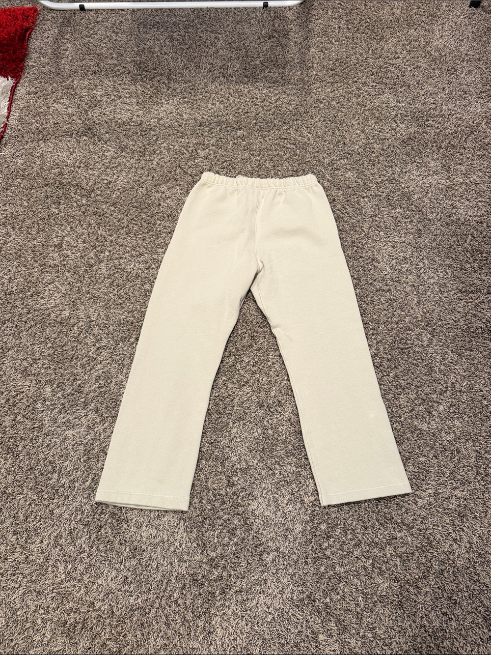 Essentials pants - Picture 2 of 5